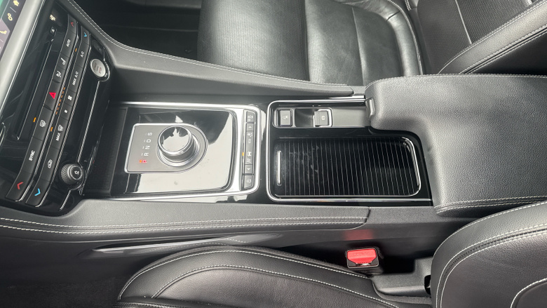 Jaguar F-Pace 2.0 [300] R-Sport 5dr Auto AWD Petrol Estate